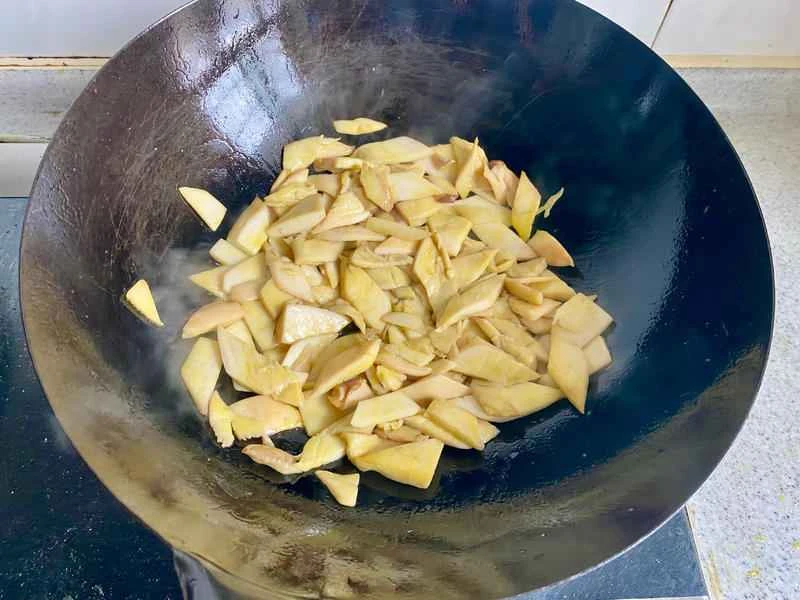 How to make pure milk hand-torn toast: Step 1