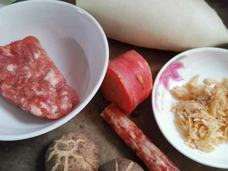 How to make pure milk hand-torn toast: Step 1