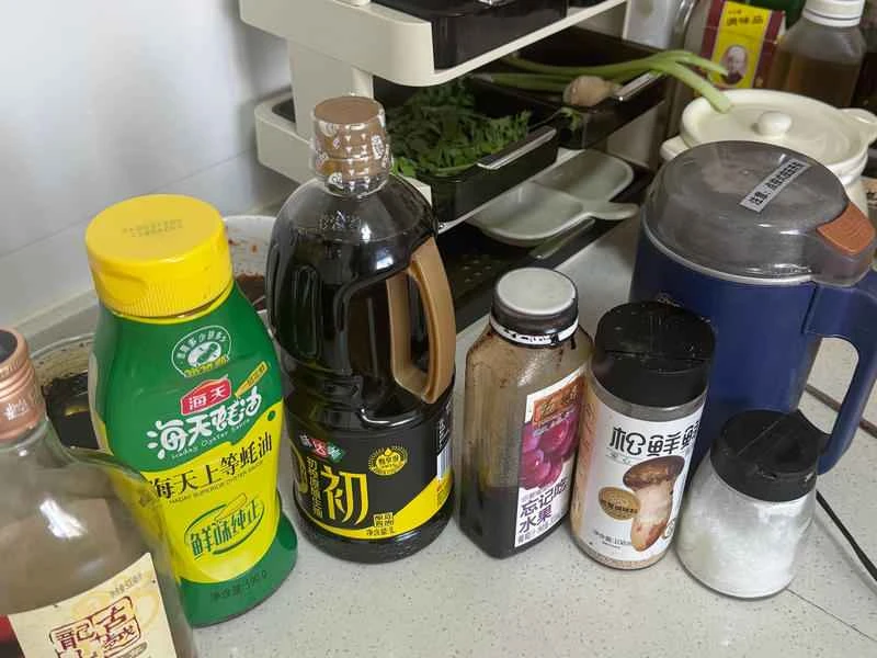 How to make pure milk hand-torn toast: Step 1