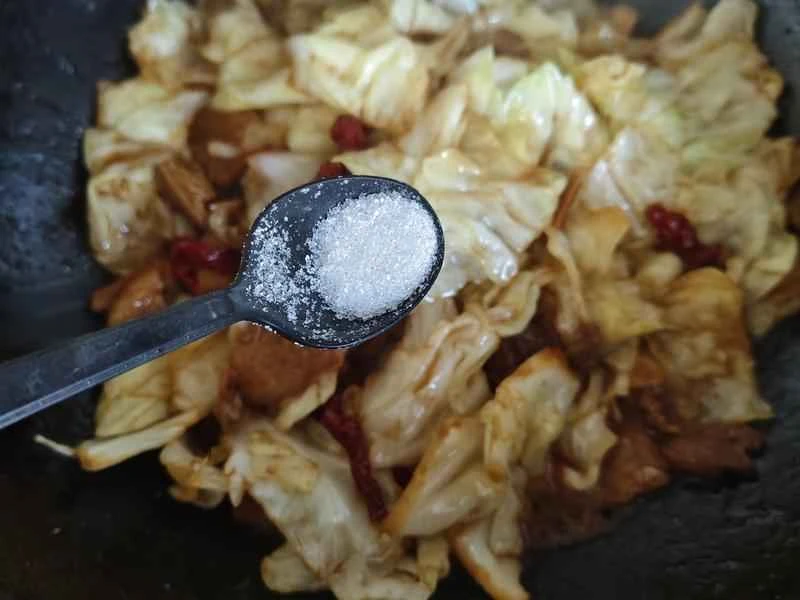 How to make pure milk hand-torn toast: Step 1