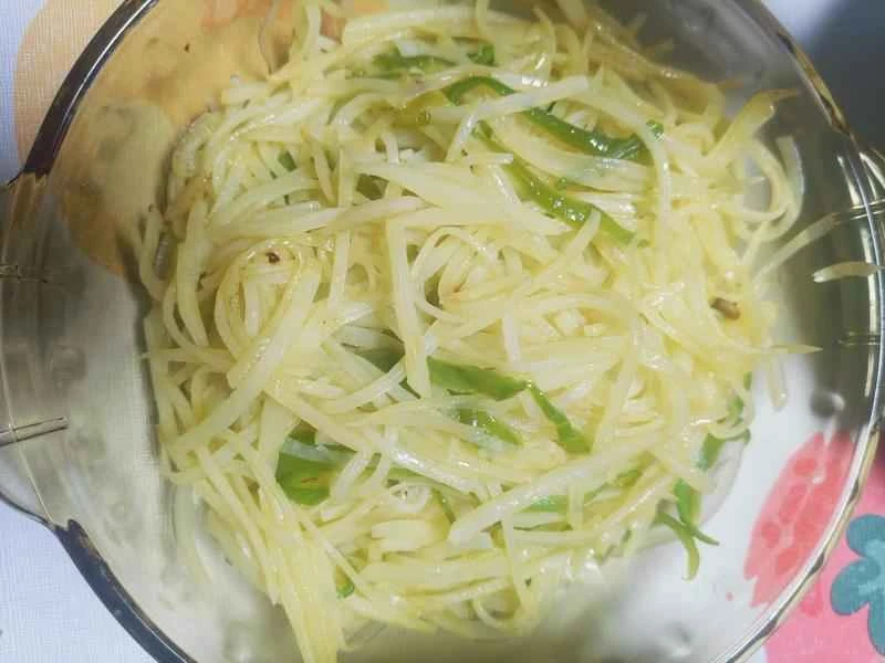 How to make pure milk hand-torn toast: Step 1