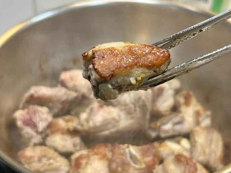 How to make pure milk hand-torn toast: Step 1