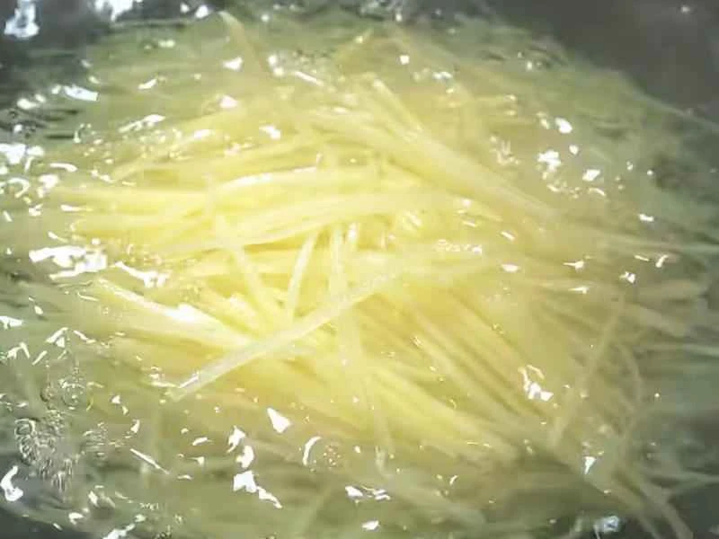 How to make pure milk hand-torn toast: Step 1