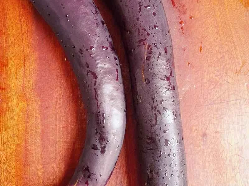 How to make pure milk hand-torn toast: Step 1