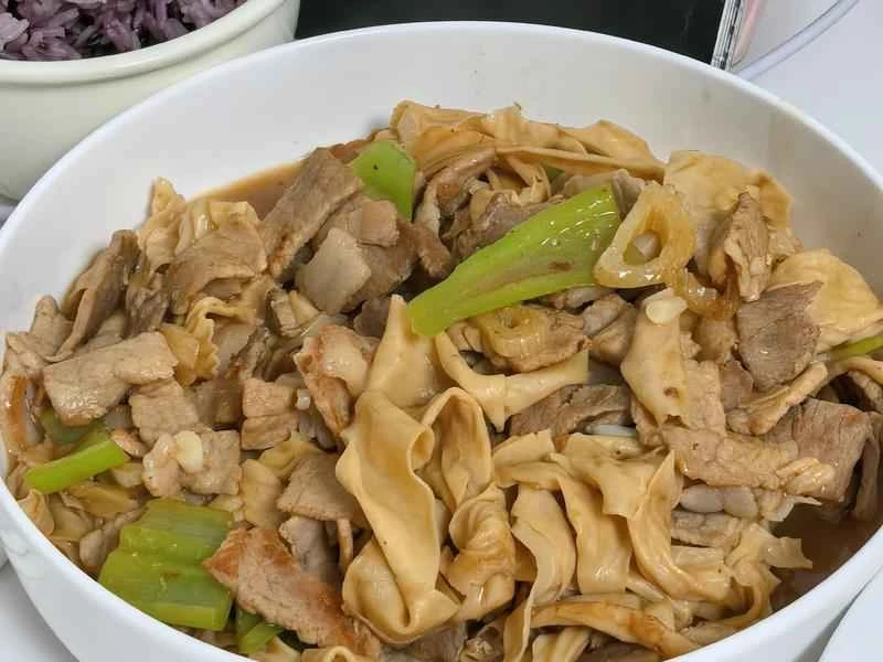 How to make pure milk hand-torn toast: Step 1