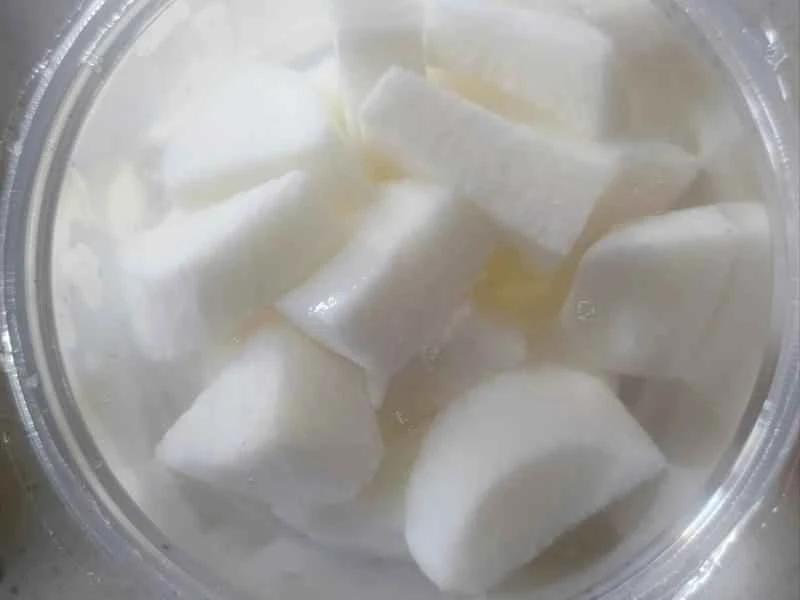 How to make pure milk hand-torn toast: Step 1