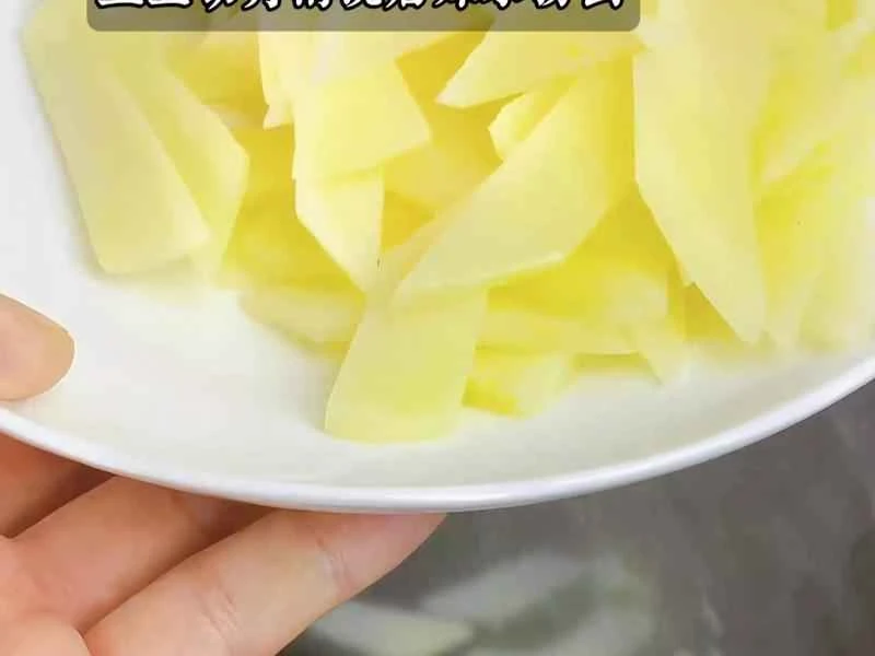 How to make pure milk hand-torn toast: Step 1