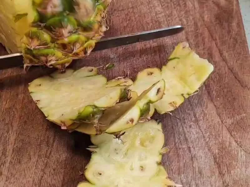 How to make pure milk hand-torn toast: Step 1