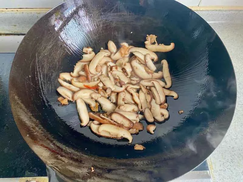 How to make pure milk hand-torn toast: Step 1