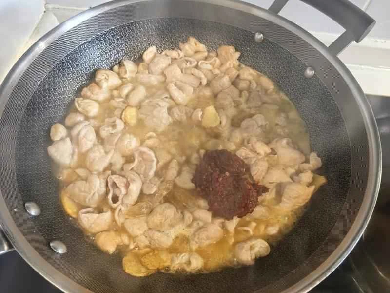 How to make pure milk hand-torn toast: Step 1