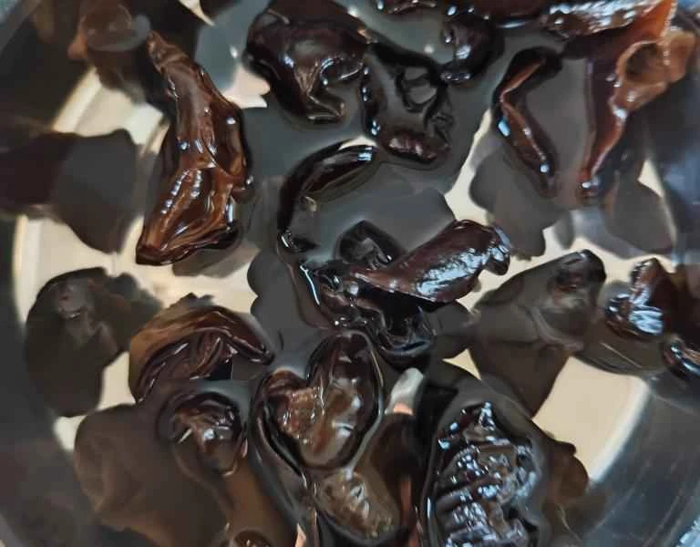 How to make pure milk hand-torn toast: Step 1