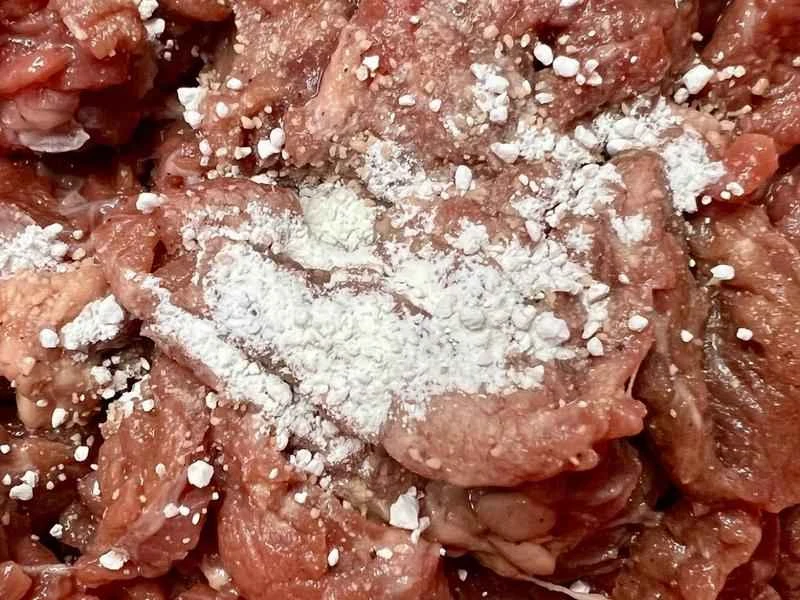 How to make pure milk hand-torn toast: Step 1