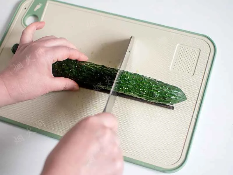 How to make pure milk hand-torn toast: Step 1