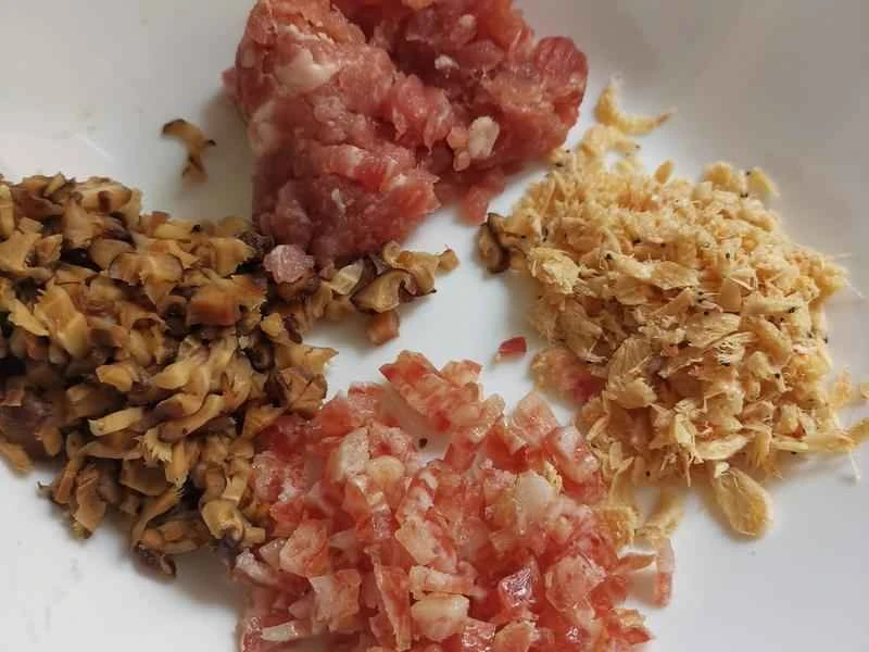 How to make pure milk hand-torn toast: Step 1