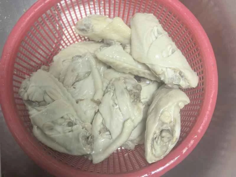 How to make pure milk hand-torn toast: Step 1