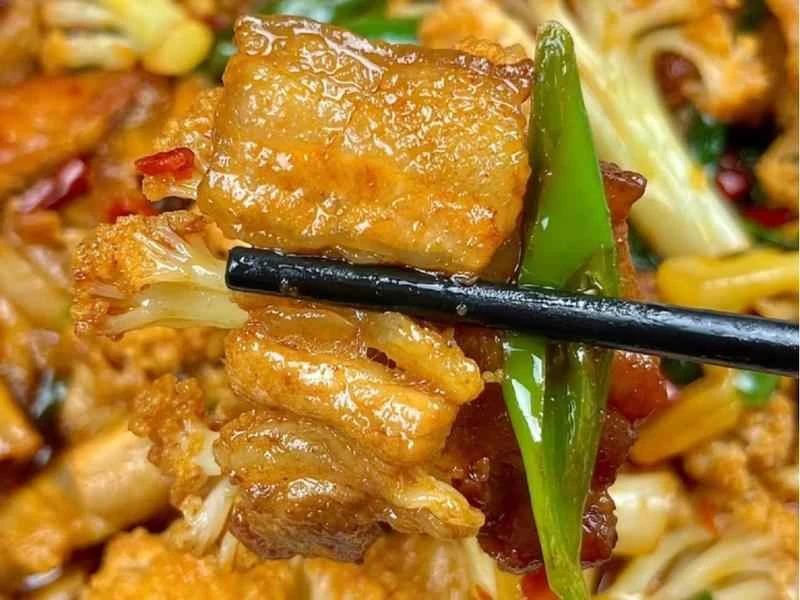 How to make pure milk hand-torn toast: Step 1