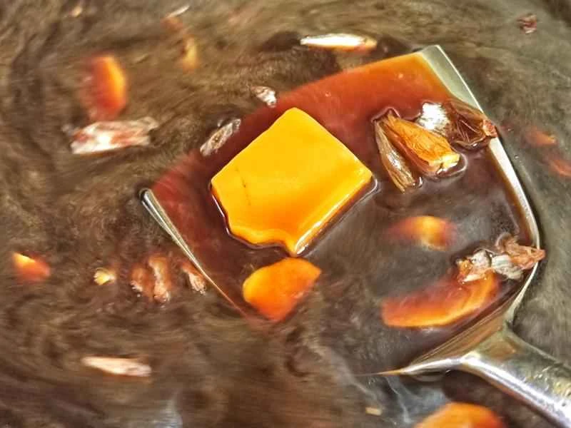 How to make pure milk hand-torn toast: Step 1