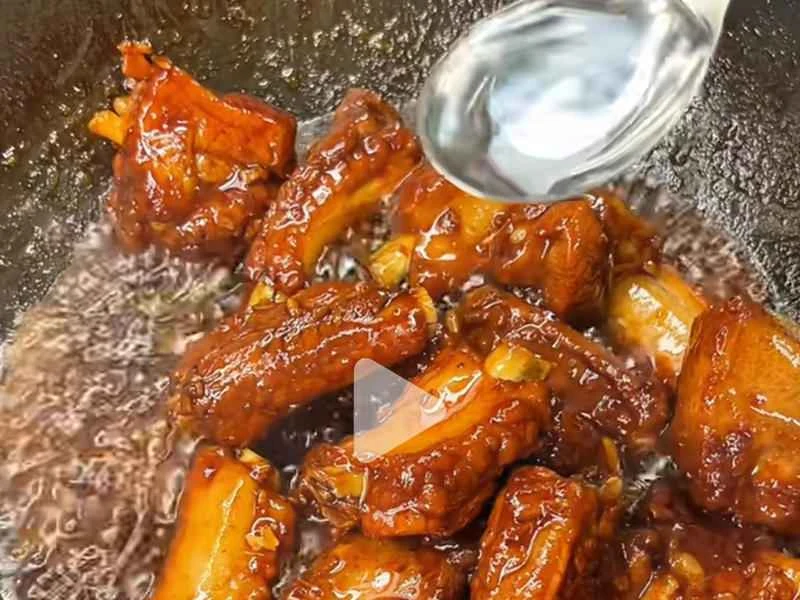 How to make pure milk hand-torn toast: Step 1