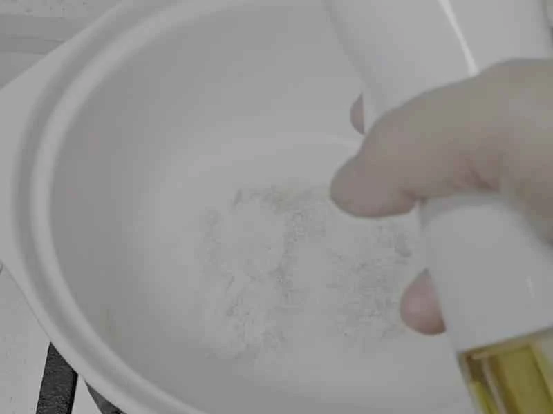 How to make pure milk hand-torn toast: Step 1