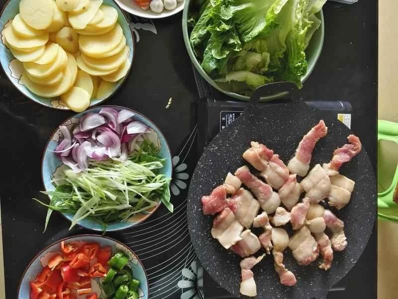 How to make pure milk hand-torn toast: Step 1