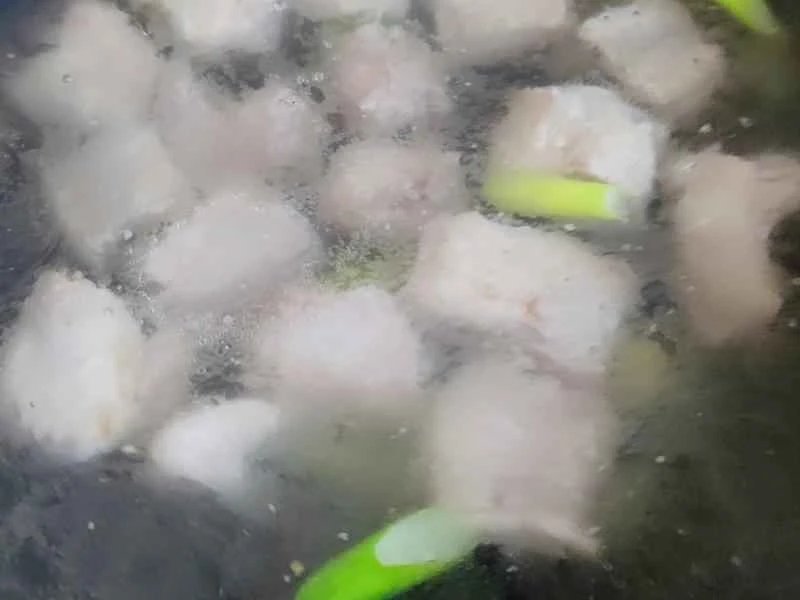 How to make pure milk hand-torn toast: Step 1