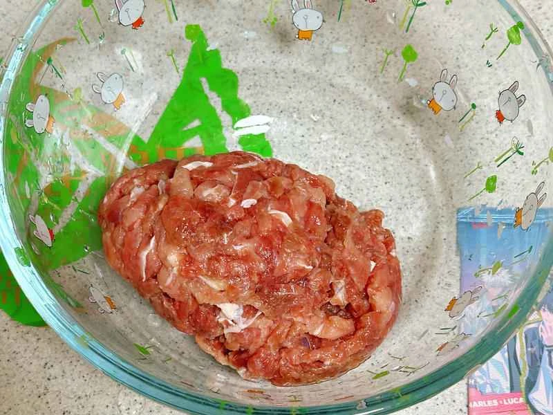 How to make pure milk hand-torn toast: Step 1