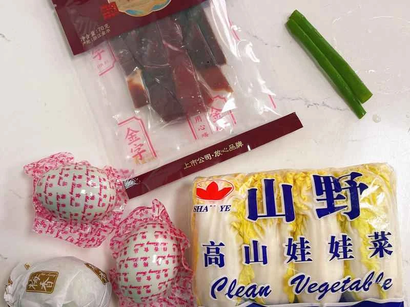 How to make pure milk hand-torn toast: Step 1