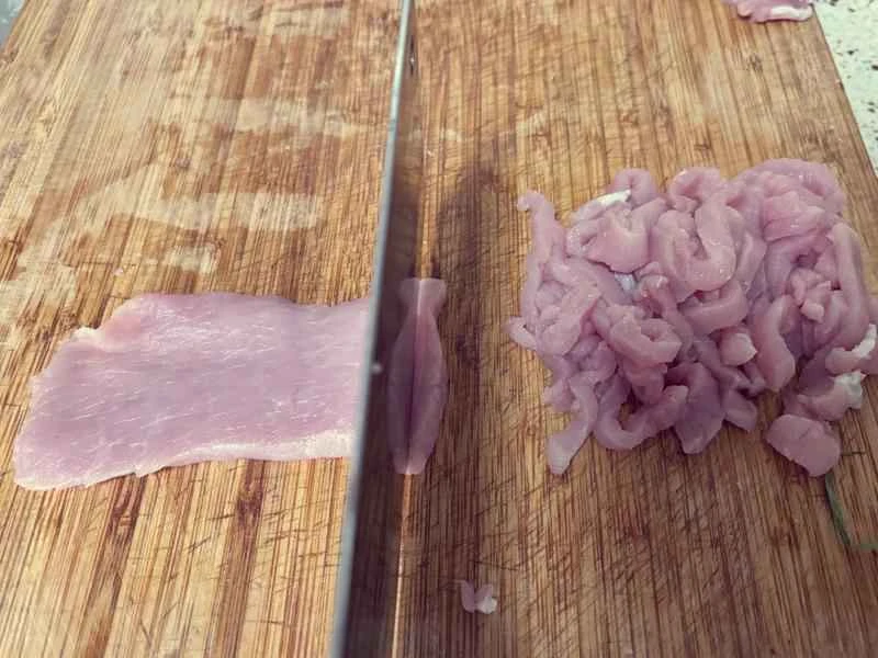 How to make pure milk hand-torn toast: Step 1