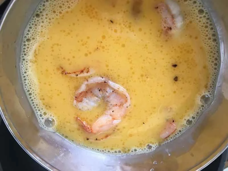 How to make pure milk hand-torn toast: Step 1