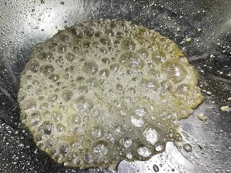 How to make pure milk hand-torn toast: Step 1