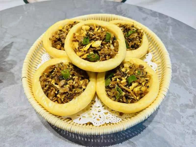 How to make pure milk hand-torn toast: Step 1