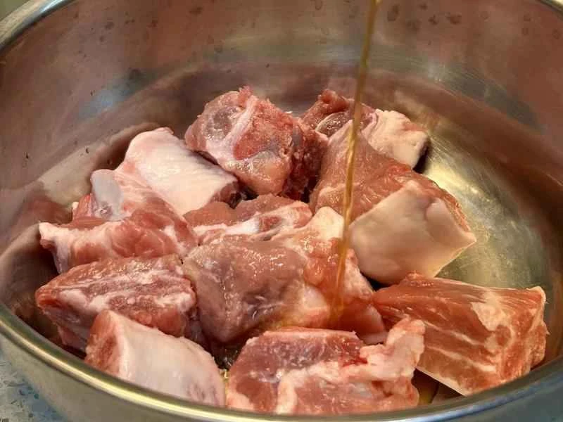 How to make pure milk hand-torn toast: Step 1