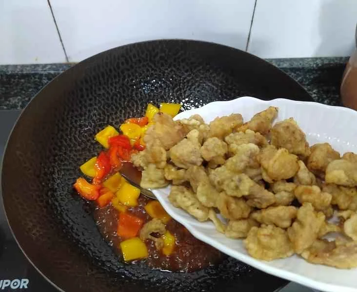 How to make pure milk hand-torn toast: Step 1