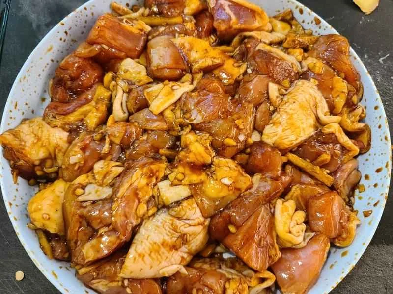 How to make pure milk hand-torn toast: Step 1