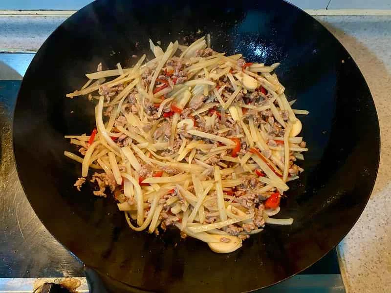 How to make pure milk hand-torn toast: Step 1