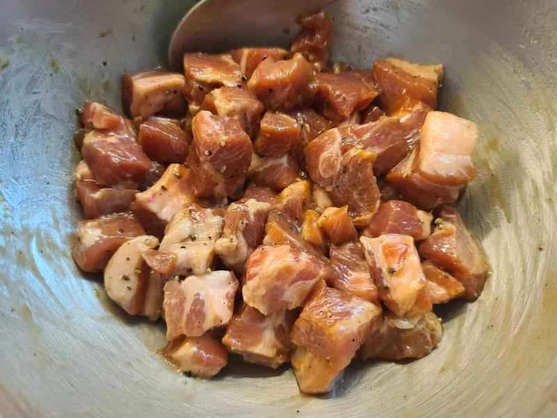 How to make pure milk hand-torn toast: Step 1