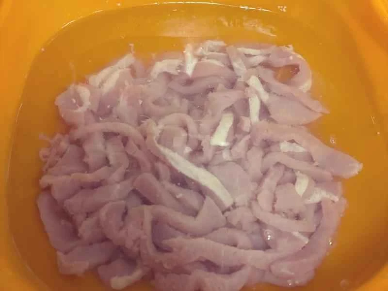 How to make pure milk hand-torn toast: Step 1