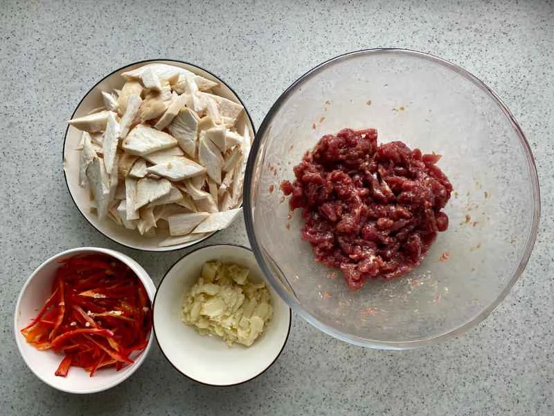 How to make pure milk hand-torn toast: Step 1