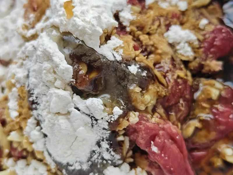 How to make pure milk hand-torn toast: Step 1