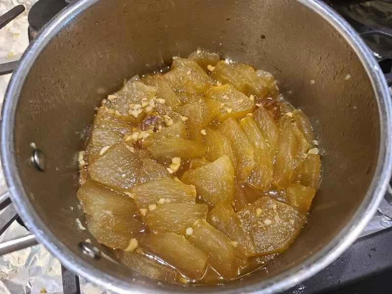 How to make pure milk hand-torn toast: Step 1