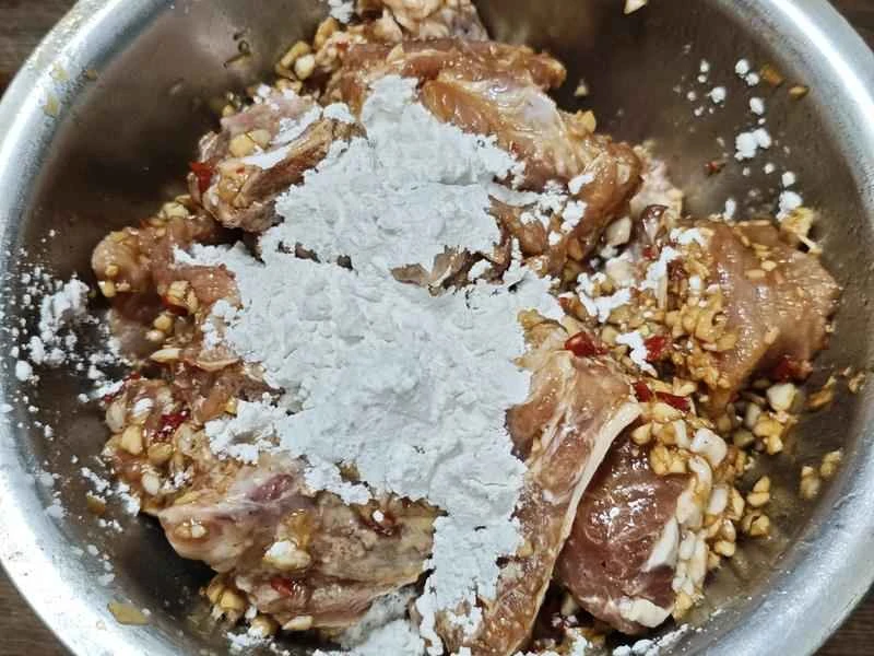 How to make pure milk hand-torn toast: Step 1