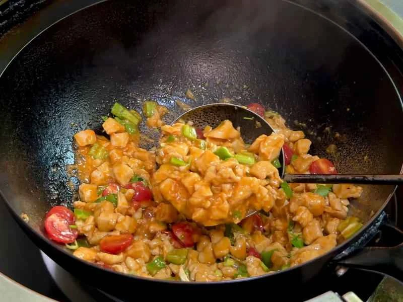 How to make pure milk hand-torn toast: Step 1