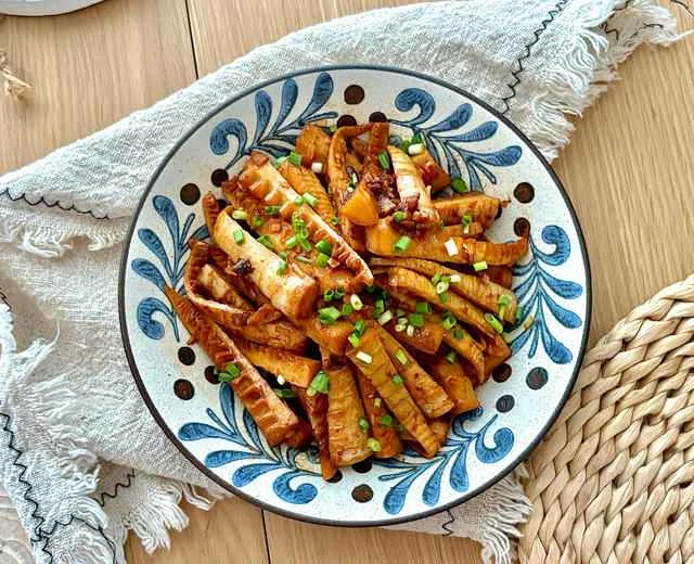Braised bamboo shoots in soy sauce! A delicious and easy-to-make home-style dish.