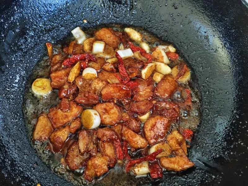 How to make pure milk hand-torn toast: Step 1