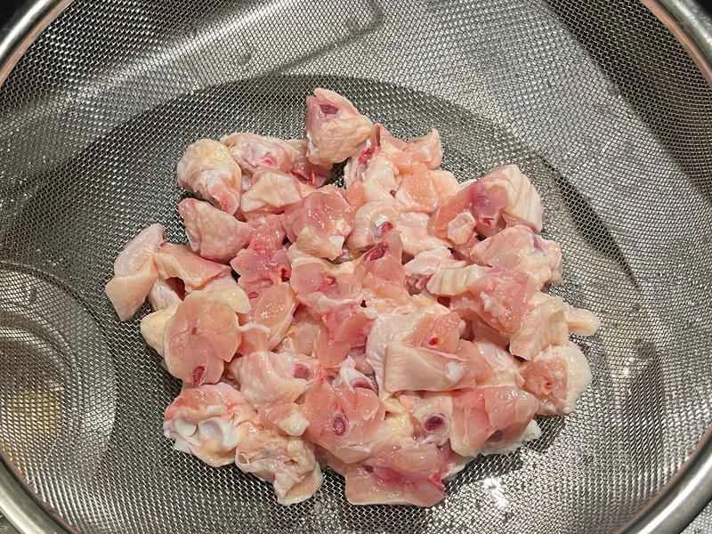 How to make pure milk hand-torn toast: Step 1