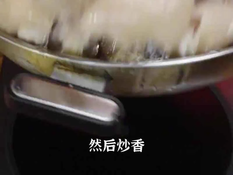 How to make pure milk hand-torn toast: Step 1