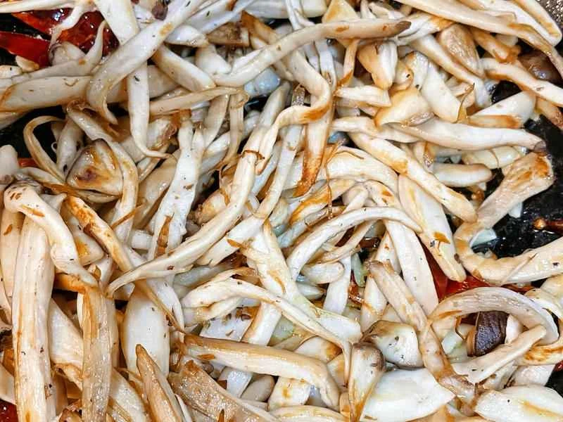 How to make pure milk hand-torn toast: Step 1