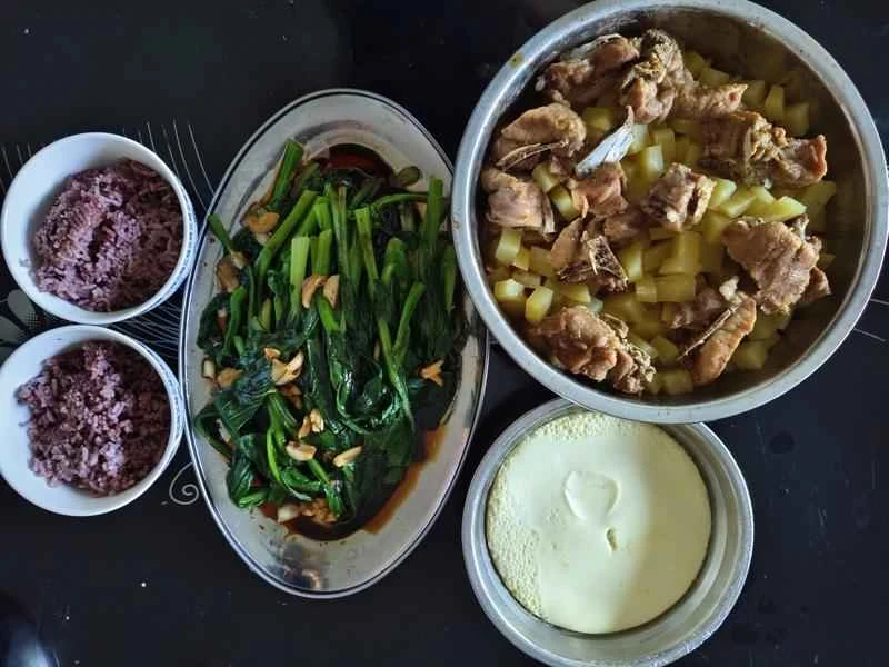 How to make pure milk hand-torn toast: Step 1