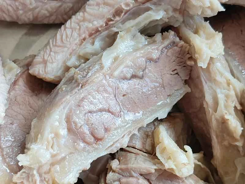 How to make pure milk hand-torn toast: Step 1