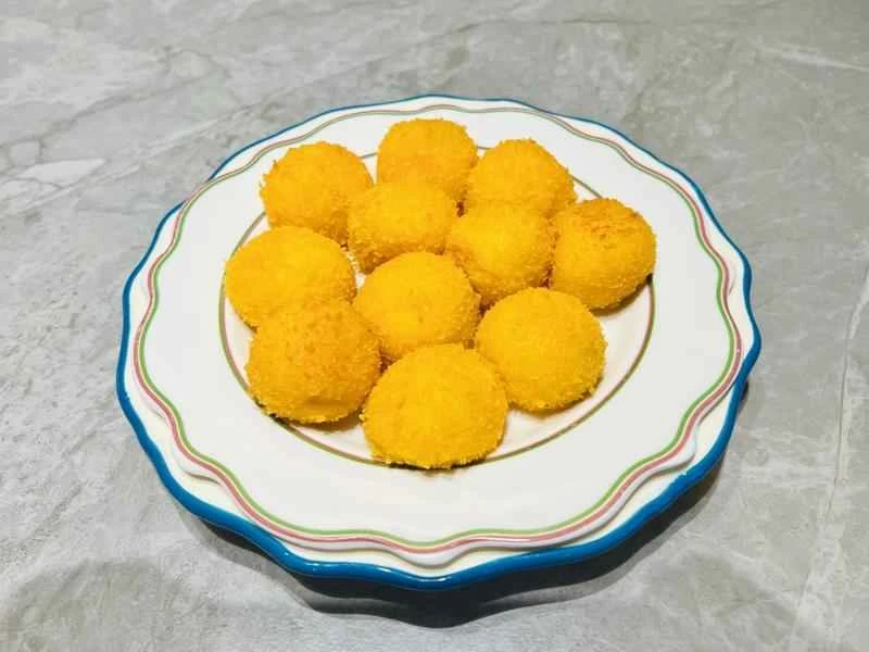 How to make pure milk hand-torn toast: Step 1